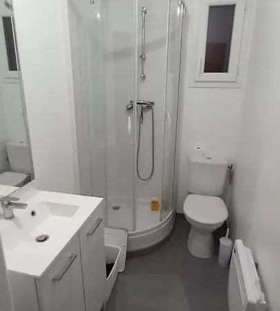 1 Apartamento *